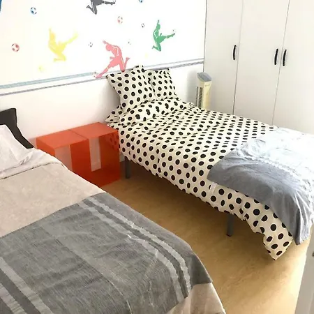 Apartment Avenida Schulz 아파트 기욘